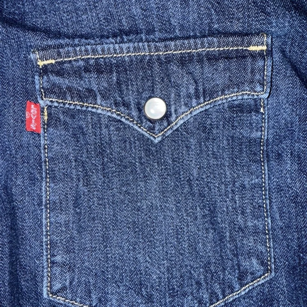 Internal Sample Levi's Pearl Snap Denim Long Sleeve Shirt Women's Sz M Slim Blue
